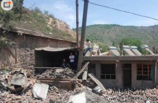 農(nóng)家鍋爐爆炸導(dǎo)致煙囪炸飛50米傷兩人，煙囪加固不可靠?