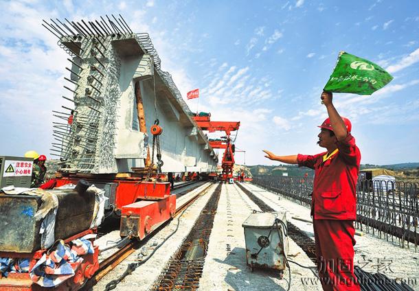 史上最強(qiáng)高溫天氣來(lái)襲，橋梁加固工人如何做好防暑工作