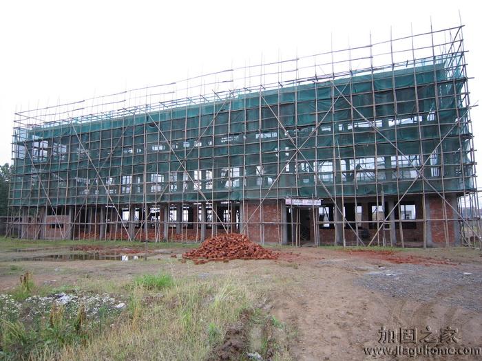 臨近開學(xué)，多所學(xué)校加固改造工程已完工