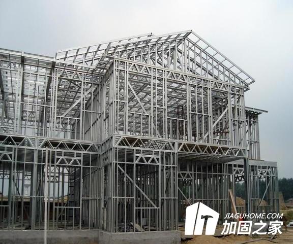 鋼結(jié)構(gòu)房屋漏水是什么原因造成的？