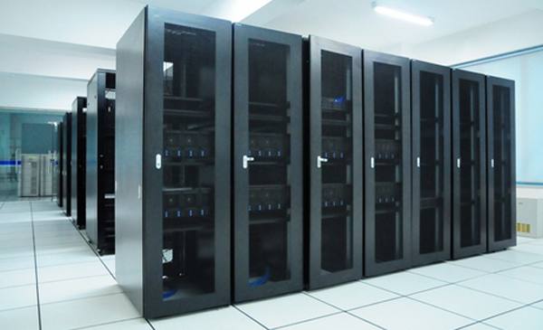 辦公室改為機(jī)房用哪種加固方案更好！