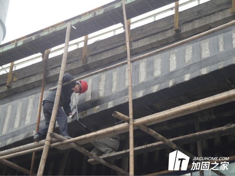 經(jīng)過南昌壇子口立交橋的注意啦！加固施工臨時(shí)占用半個(gè)車道