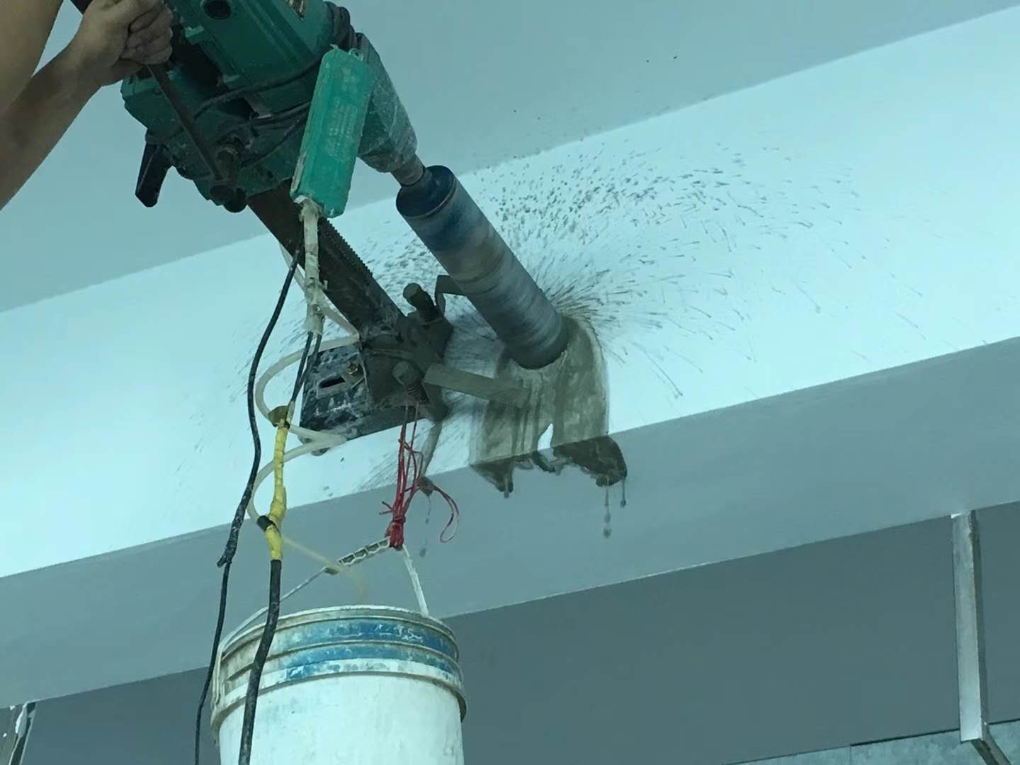 1538300501432772.jpg 549636115711066374.jpg