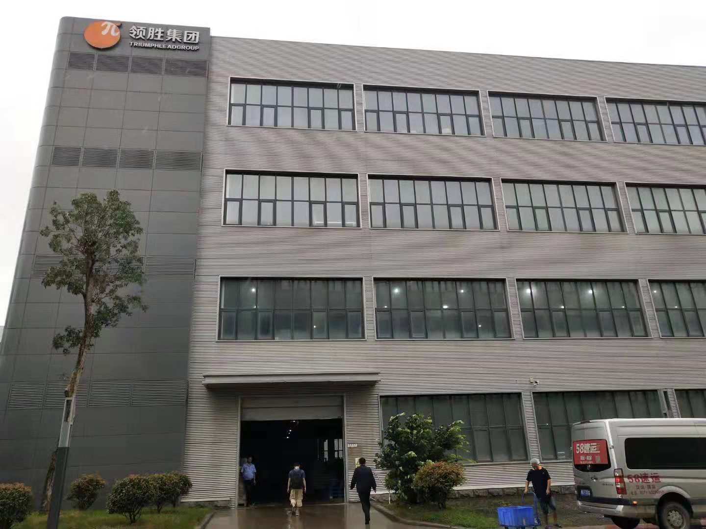 1541068517341456.jpg 138375509293181483.jpg