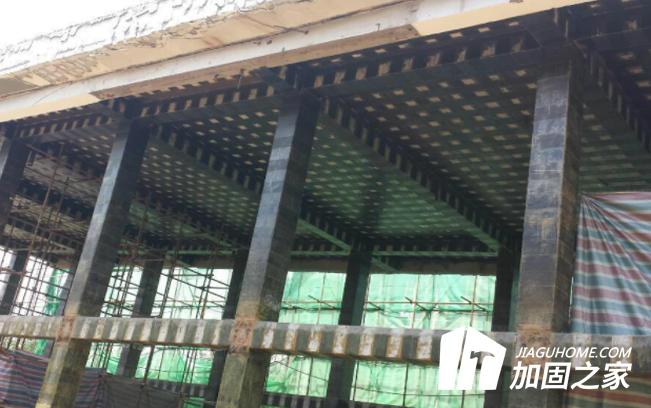 建筑物加固補強時，需要注意哪些因素?