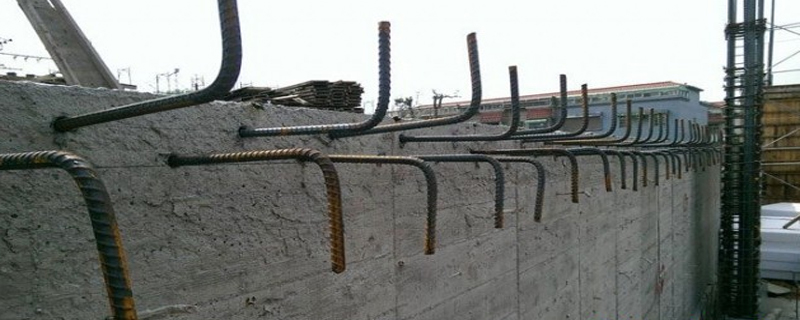 粘貼和錨固時(shí)，粘接界面為什么宜干燥?