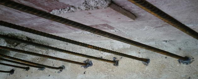 植筋時如何確定鉆孔孔徑?對混凝土強(qiáng)度有什么要求?