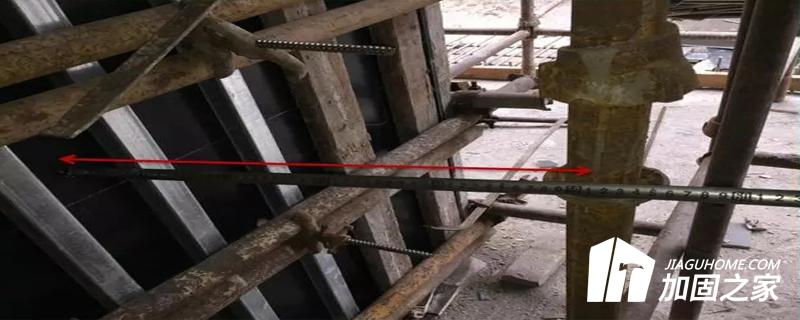 一個(gè)方向剪力墻長(zhǎng)而多，另一方向剪力墻少而短的結(jié)構(gòu)是否合理?