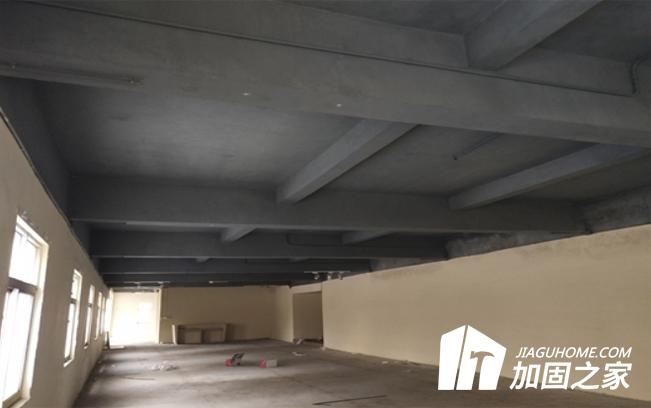 房屋出現(xiàn)裂縫，先做好判斷再施工