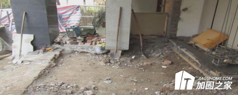 地基移動導(dǎo)致基礎(chǔ)下沉