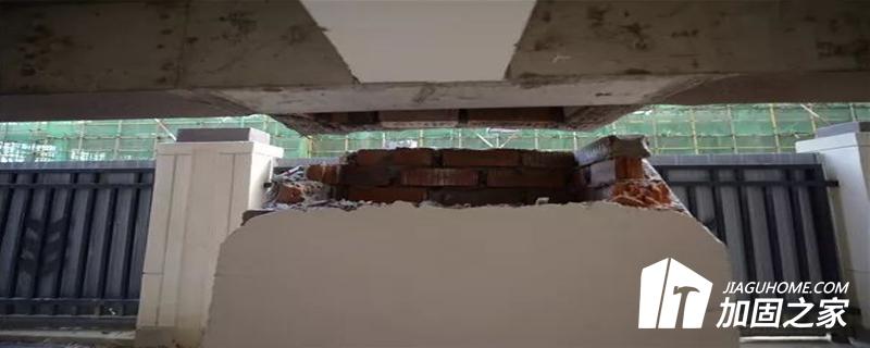  當(dāng)梁、柱構(gòu)件抗力不夠時，采用增大截面法