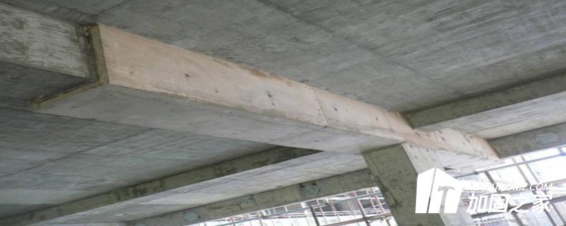 當(dāng)梁、柱構(gòu)件抗力不夠時(shí)，常采用增大截面法