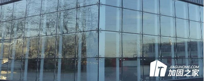 玻璃幕墻安全性能檢測(cè)評(píng)估包括以下幾點(diǎn)內(nèi)容
