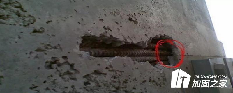 當(dāng)混凝土結(jié)構(gòu)構(gòu)件的安全性按不適于繼續(xù)承載的位移或變形評(píng)定時(shí)，應(yīng)遵守下列規(guī)定