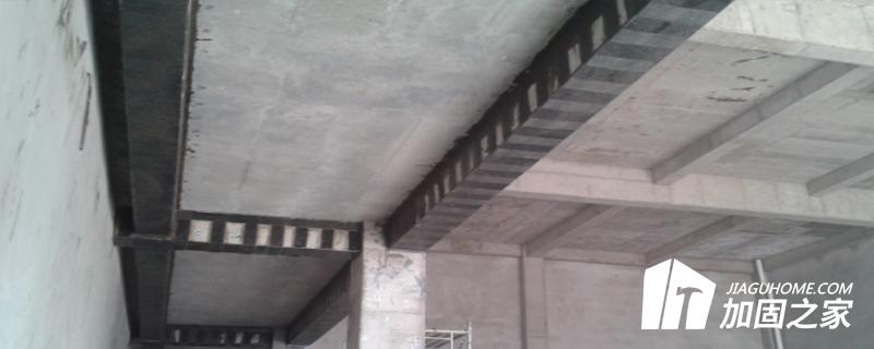 碳纖維布加固混凝土梁