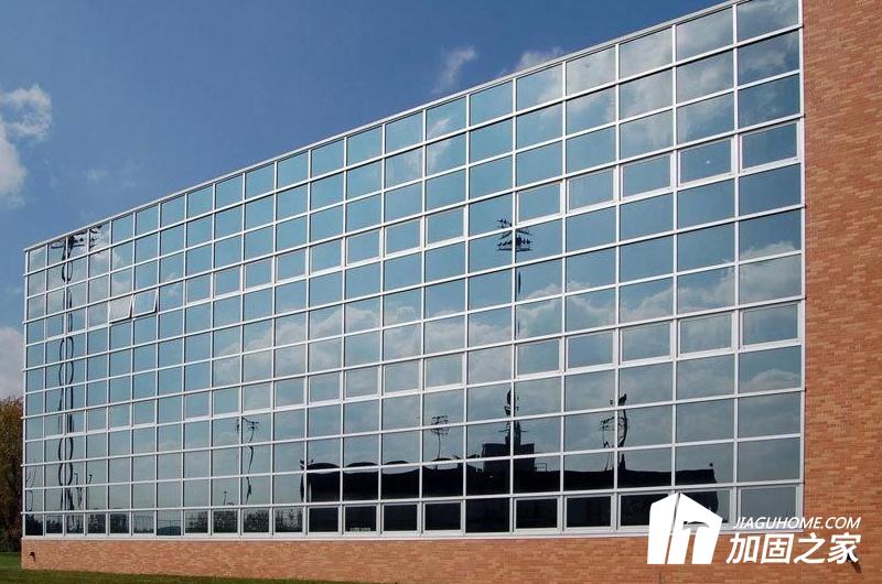 玻璃幕墻根據(jù)現(xiàn)場專項(xiàng)檢查結(jié)果