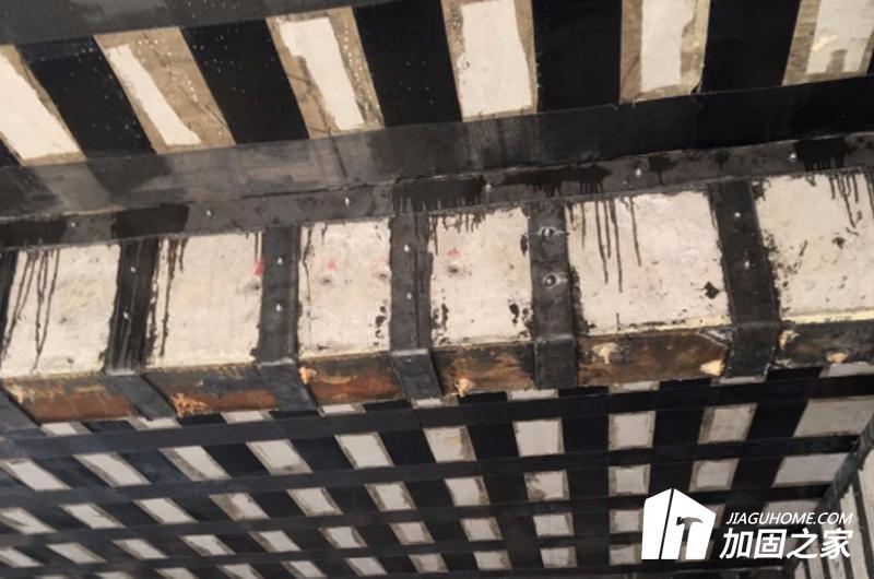 粘鋼加固不影響結(jié)構外形