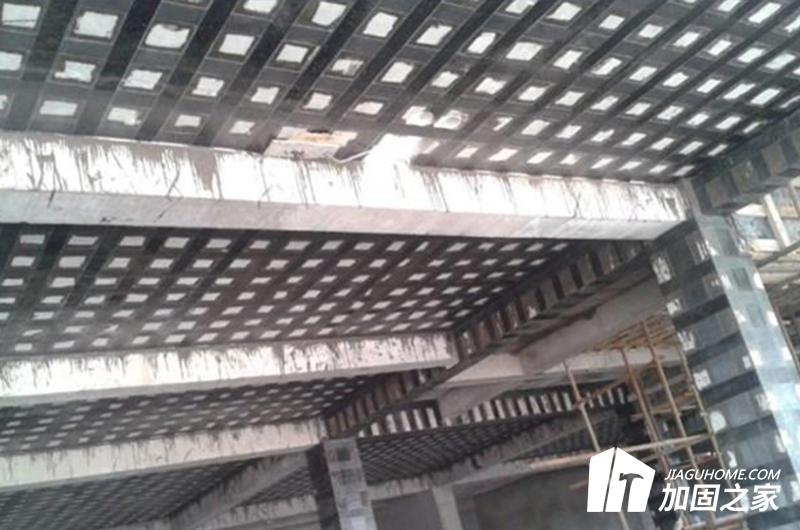 碳纖維加固的費(fèi)用會(huì)由什么因素影響？