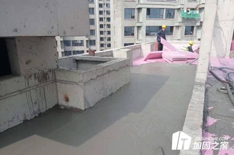 水泥屋頂漏水，應(yīng)該怎么做比較好?