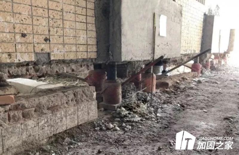 舊房出現(xiàn)傾斜該如何解決？