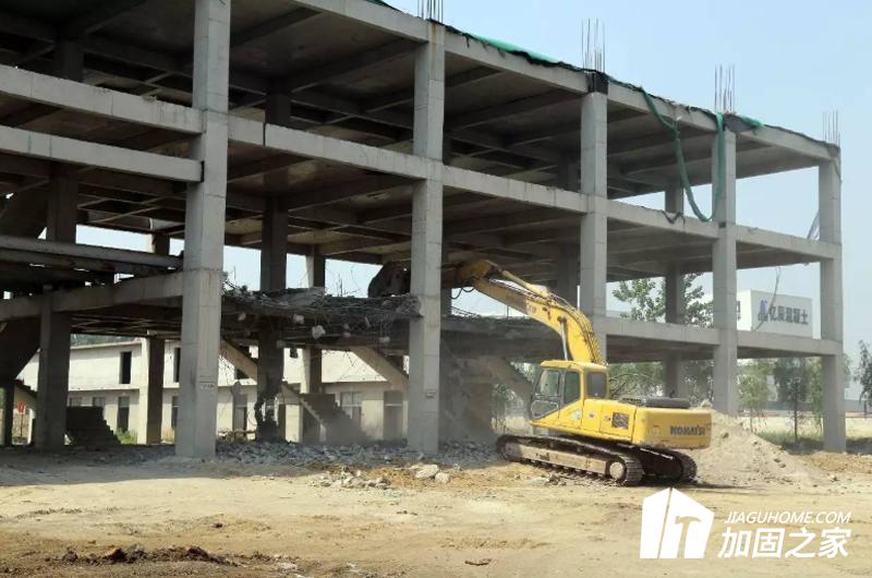 舊廠房改造，重建與違建值得關(guān)注