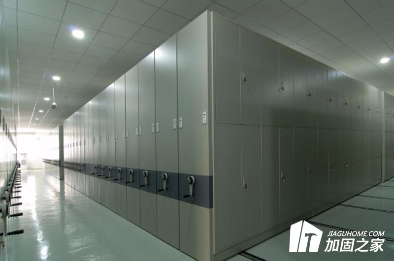 在加固施工環(huán)節(jié)，時刻關(guān)注檔案室的加固質(zhì)量和加固進(jìn)度