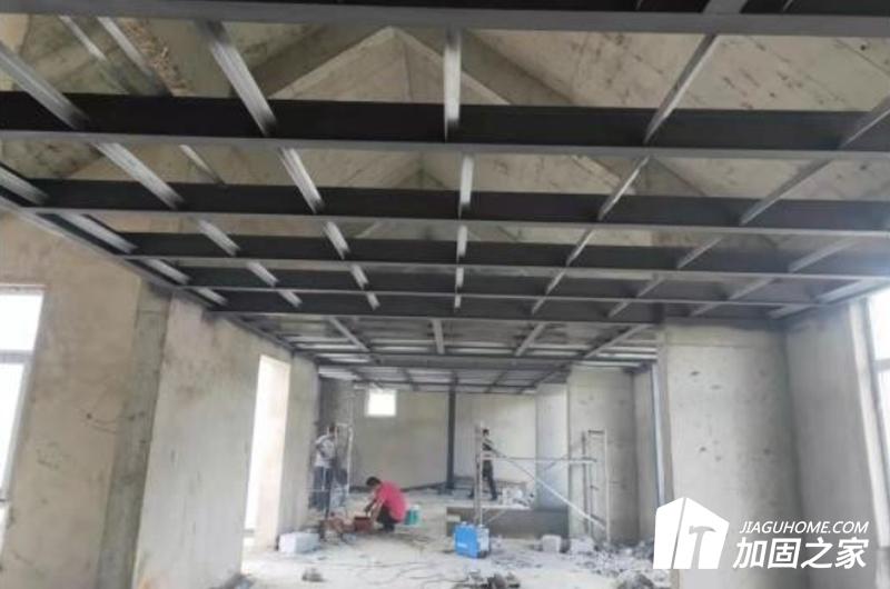 選擇目的性很強(qiáng)的方法對(duì)其開(kāi)展結(jié)構(gòu)加固工程施工