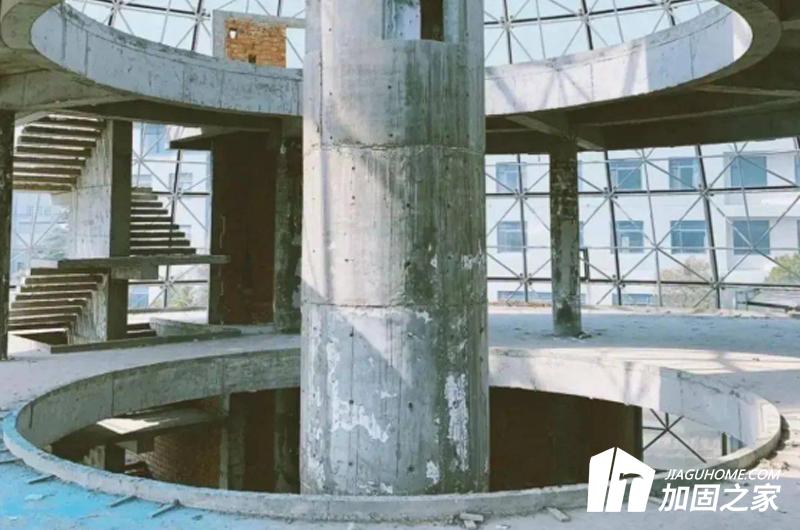 建筑材料原因?qū)е陆ㄖ軗p