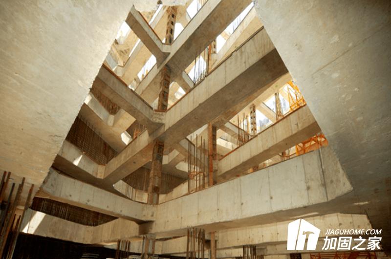 建筑運(yùn)用原因?qū)е陆ㄖ軗p