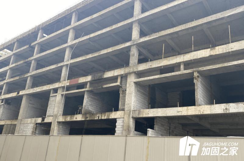 建筑施工原因?qū)е陆ㄖ軗p