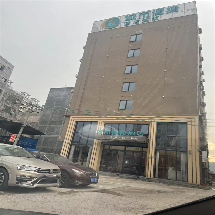 1719386564562174.jpg 4c6dca00004ae915364c8d0b1fbec83.jpg