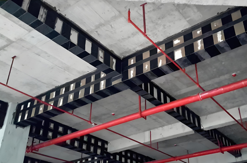 碳纖維加固的施工質(zhì)量會直接影響加固效果和后續(xù)使用時間