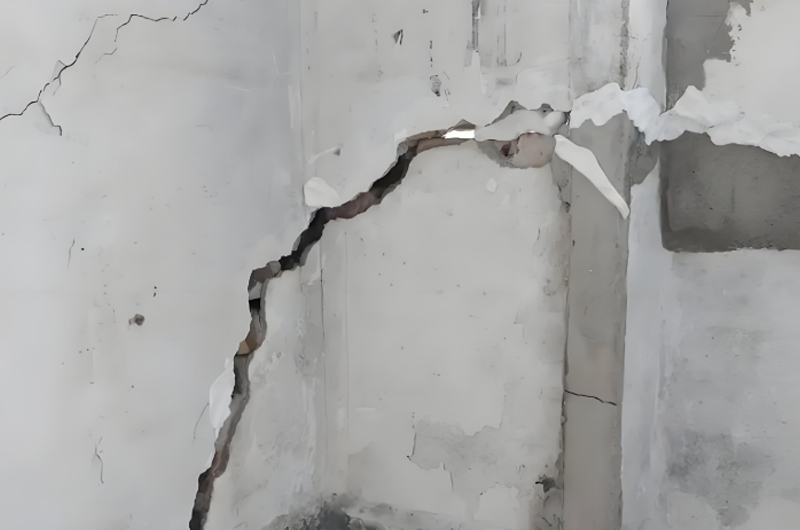 自建房地基下沉