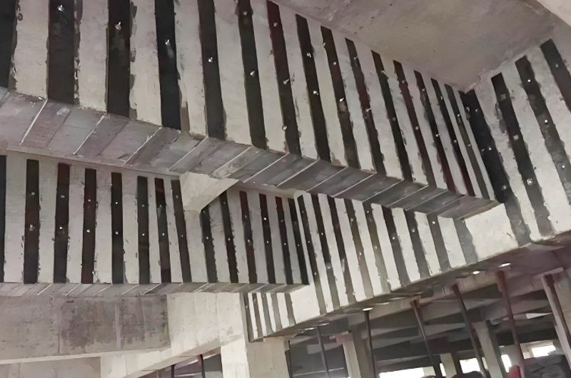 梁柱粘鋼加固法