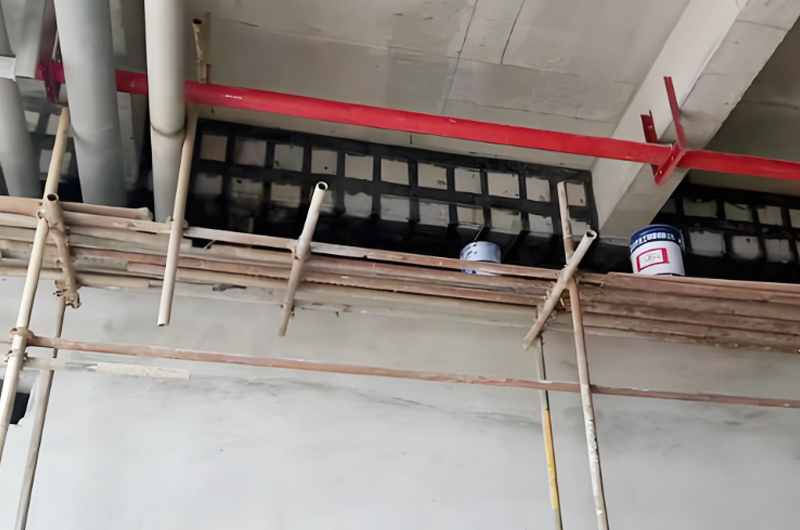 商場(chǎng)設(shè)備荷載增加加固