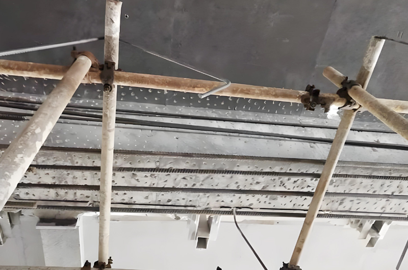 對(duì)鋼筋混凝土結(jié)構(gòu)進(jìn)行加固應(yīng)注重的幾個(gè)方面